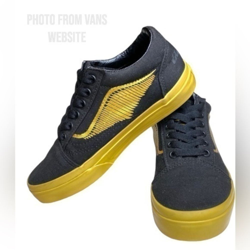 Vans x Harry Potter Golden Snitch Old Skool Shoes (Men 5.5 |‎ Women 7)